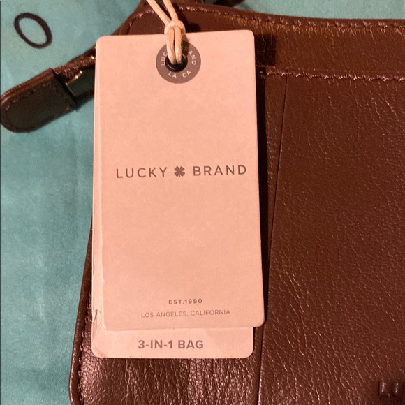 Lucky Brand brown Leather 3 in 1 Crossbody Bag retails for 108.00 dollars - Picture 2 of 16